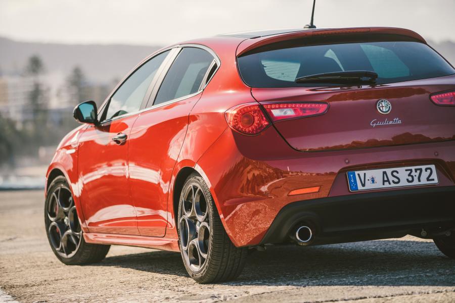  Alfa Romeo Giulietta Quadrifoglio Verde (940) 2015 года  (AU) (фото 4 из 24)